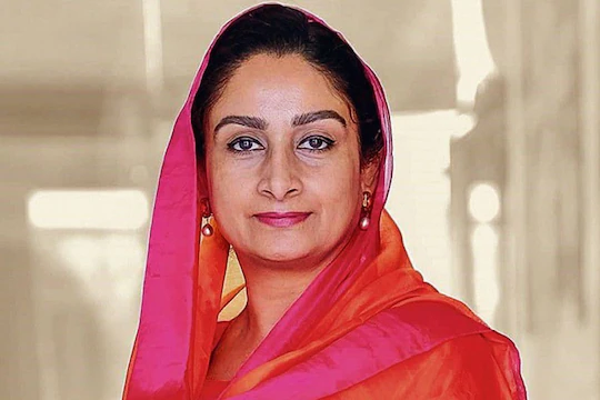 harsimrat kaur badal