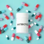 ਵਾਇਰਲ ਬੁਖਾਰ ‘ਚ ਐਂਟੀਬਾਇਓਟਿਕਸ ਲੈਣੀਆਂ ਚਾਹੀਦੀਆਂ ਹਨ ਜਾਂ ਨਹੀਂ? ਡਾਕਟਰ ਤੋਂ ਜਾਣੋ ਸਹੀ ਜਵਾਬ