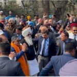 ਰਾਜਪਾਲ ਦੀ ਯਾਤਰਾ ਬਣੀ ਸਿਆਸੀ ਮੰਚ: ਬਾਦਲ, ਡੇਰਾ ਬਿਆਸ ਮੁਖੀ ਤੇ ਭਾਜਪਾ ਆਗੂ ਇਕੱਠੇ—ਮਹਾਗੱਠਜੋੜ ਦੀ ਚਰਚਾ ਤੇਜ਼