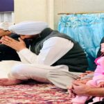 ਰਵਨੀਤ ਸਿੰਘ ਬਿੱਟੂ ਨੇ ਗੁਰਦੁਆਰਾ ਸ੍ਰੀ ਫ਼ਤਹਿਗੜ੍ਹ ਸਾਹਿਬ ਵਿਖੇ ਟੇਕਿਆ ਮੱਥਾ, ਸਰਬੱਤ ਦੇ ਭਲੇ ਲਈ ਕੀਤੀ ਅਰਦਾਸ