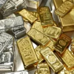 ਸੋਨਾ-ਚਾਂਦੀ ਖਰੀਦਣ ਵਾਲਿਆਂ ਲਈ ਝਟਕਾ! ਅੱਜ ਕੀਮਤਾਂ ’ਚ  ਉਛਾਲ, ਰੇਟ ਪਹੁੰਚੇ ਨਵੇਂ ਸਿਖਰਾਂ ’ਤੇ