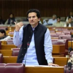 ਪਾਕਿ ਮੰਤਰੀ ਦਾ ਬਿਆਨ : “ਇੱਕ ਦਿਨ ਦਾ ਵੀ ਪੈਟਰੋਲ ਨਹੀਂ”, ਭਾਰਤ ਨਾਲ ਤੁਲਨਾ ਕਰਕੇ ਚਿੰਤਾ ਜਤਾਈ