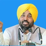  ਪੰਜਾਬ ‘ਚ ਇਨ੍ਹਾਂ ਔਰਤਾਂ ਨੂੰ ਨਹੀਂ ਮਿਲਣਗੇ 1000/1500 ਰੁਪਏ! CM ਮਾਨ ਨੇ ਕੀਤਾ ਵੱਡਾ ਐਲਾਨ, ਪੜ੍ਹੋ ਪੂਰੀ ਖ਼ਬਰ
