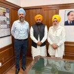 ਯੂ.ਕੇ. ਦੇ ਸੰਸਦ ਮੈਂਬਰ ਢੇਸੀ ਨੇ CM ਭਗਵੰਤ ਮਾਨ ਕੋਲ ਪ੍ਰਵਾਸੀ ਪੰਜਾਬੀਆਂ ਦੇ ਮਸਲੇ, ਹਵਾਈ ਸੰਪਰਕ ਤੇ ਪੰਜਾਬ ਦੇ ਵਿਕਾਸ ਬਾਰੇ ਮੁੱਦੇ ਚੁੱਕੇ
